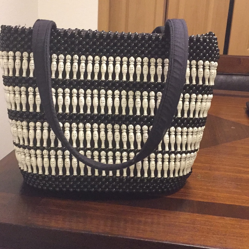 Hand bag